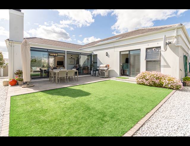 3 BEDROOM FREESTANDING SOLD IN SUNNINGDALE